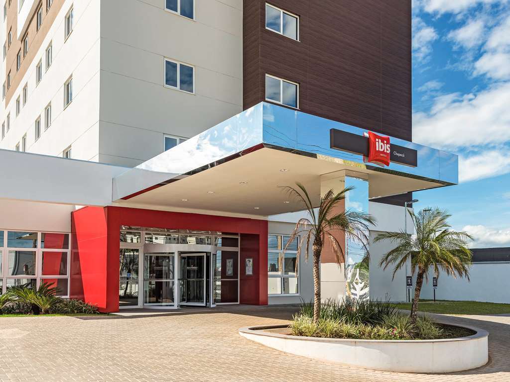 Ibis Chapeco酒店 外观 照片